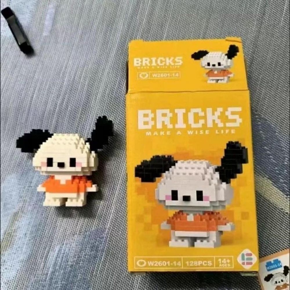 Brand New Disney Minnie Mouse Pink Bricks Lego Figure - Picture 4 of 5